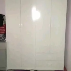 шифонер и комод