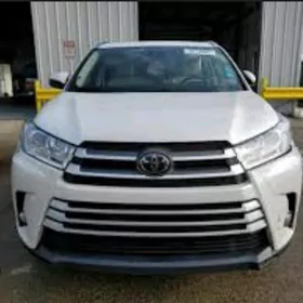 Toyota Highlander 2018