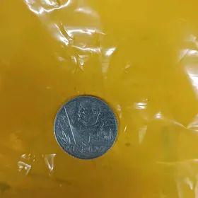 Монета