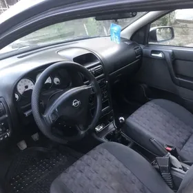 Opel Astra 2002