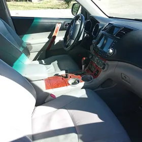 Toyota Highlander 2010