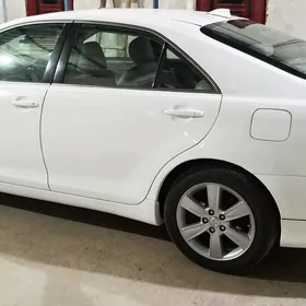 Toyota Camry 2010