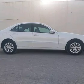 Mercedes-Benz E350 2006