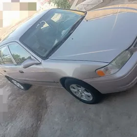 Toyota Corolla 2000