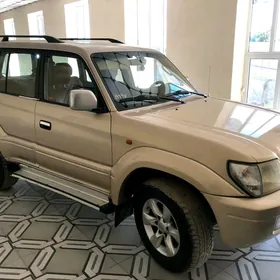 Toyota Land Cruiser Prado 2001