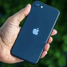 iPhone SE