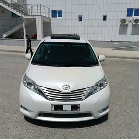 Toyota Sienna 2017