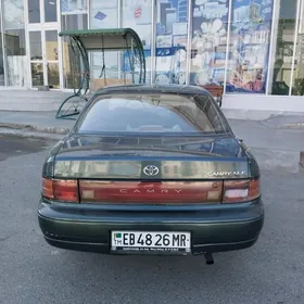 Toyota Camry 1993
