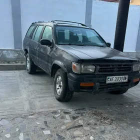 Nissan Pathfinder 1995