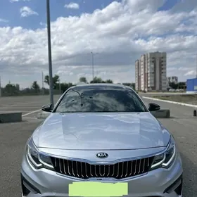Kia Optima 2020