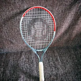 Tennis raketka