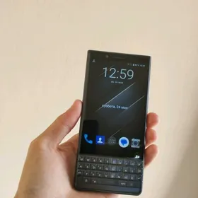 Black berry Key 2 le