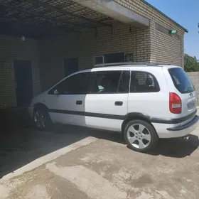 Opel Zafira 2001