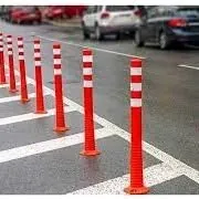 Yol konuslar we delinatorlar