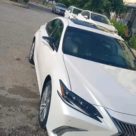 Lexus ES 350 2020