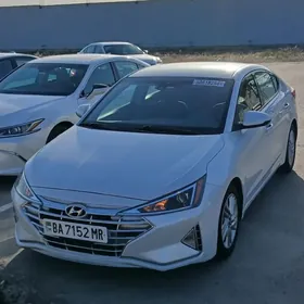 Hyundai Elantra 2019