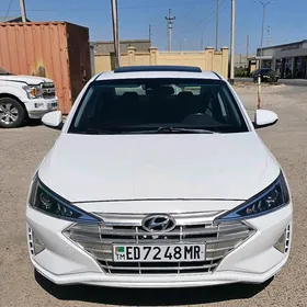 Hyundai Elantra 2020