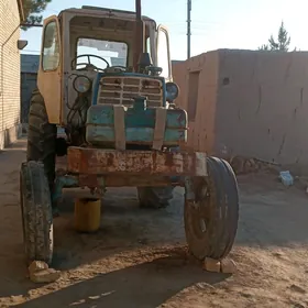 MTZ 80 2002