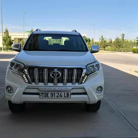 Toyota Land Cruiser Prado 2014
