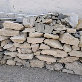 Dag daş, Даш