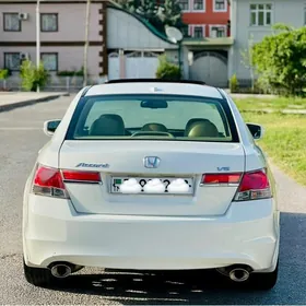Honda Accord 2011