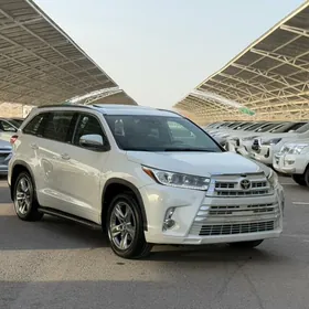 Toyota Highlander 2019