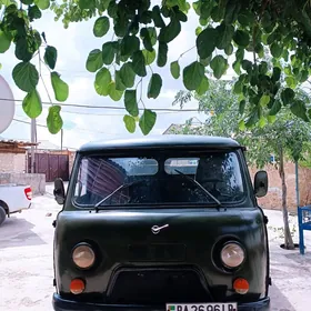 UAZ 452 1986