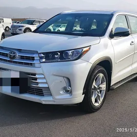 Toyota Highlander 2018
