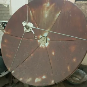Sputnikowoy antena