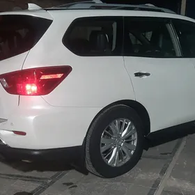 Nissan Pathfinder 2019