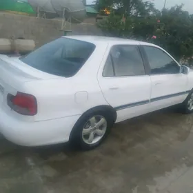 Hyundai Elantra 1996