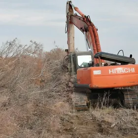 Caterpillar Excavator 2010