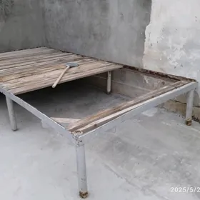 ugolnik tapjan