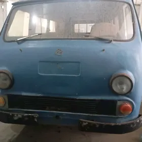 UAZ 452 1980