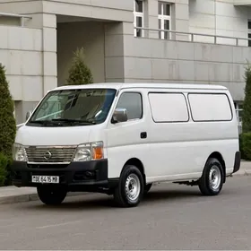 Nissan Urvan 2008