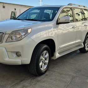 Toyota Land Cruiser Prado 2012