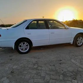 Toyota Camry 1999
