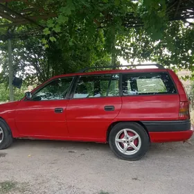 Opel Astra 1996