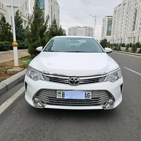 Toyota Camry 2016