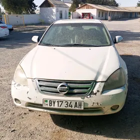 Nissan Altima 2003