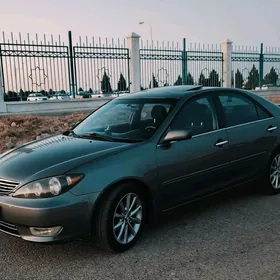 Toyota Camry 2005