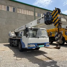 Zoomlion ZLT2000V4 2007