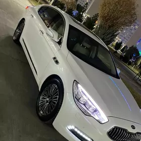 Kia K900 2014
