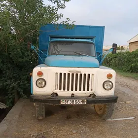 Gaz 53 1990