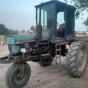 MTZ T-28 1990