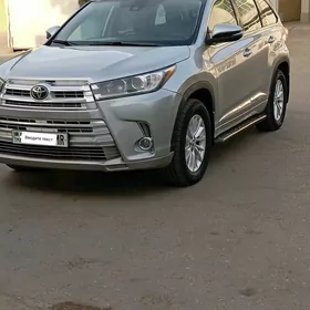 Toyota Highlander 2017
