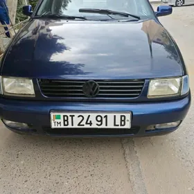 Volkswagen Polo 2001