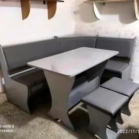 Kuhny ugalok