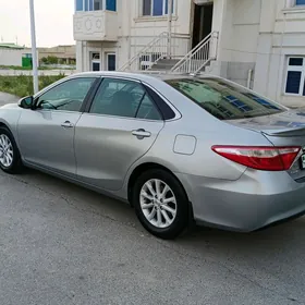 Toyota Camry 2015