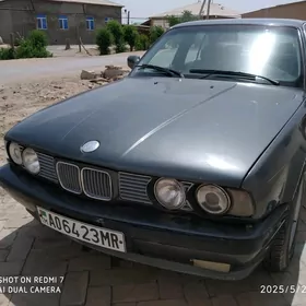 BMW 525 1990